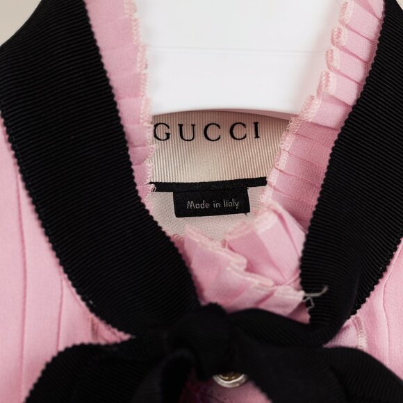 Gucci Resort 2016 Pink Silk Pleated Ruffle Tie-Neck Shirt - Picture 9 of 10